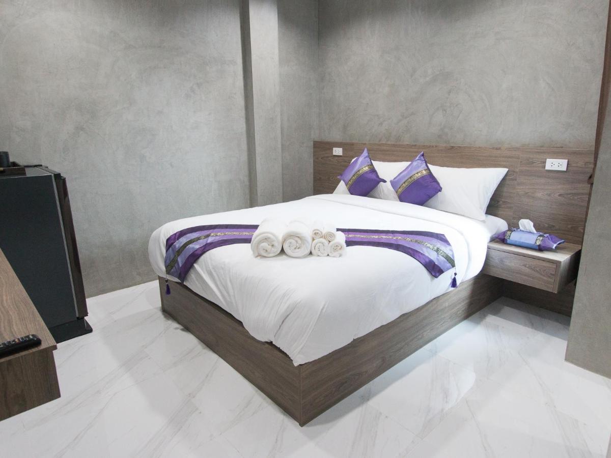 Puak Taem Boutique Hotel Chiang Mai Exterior photo