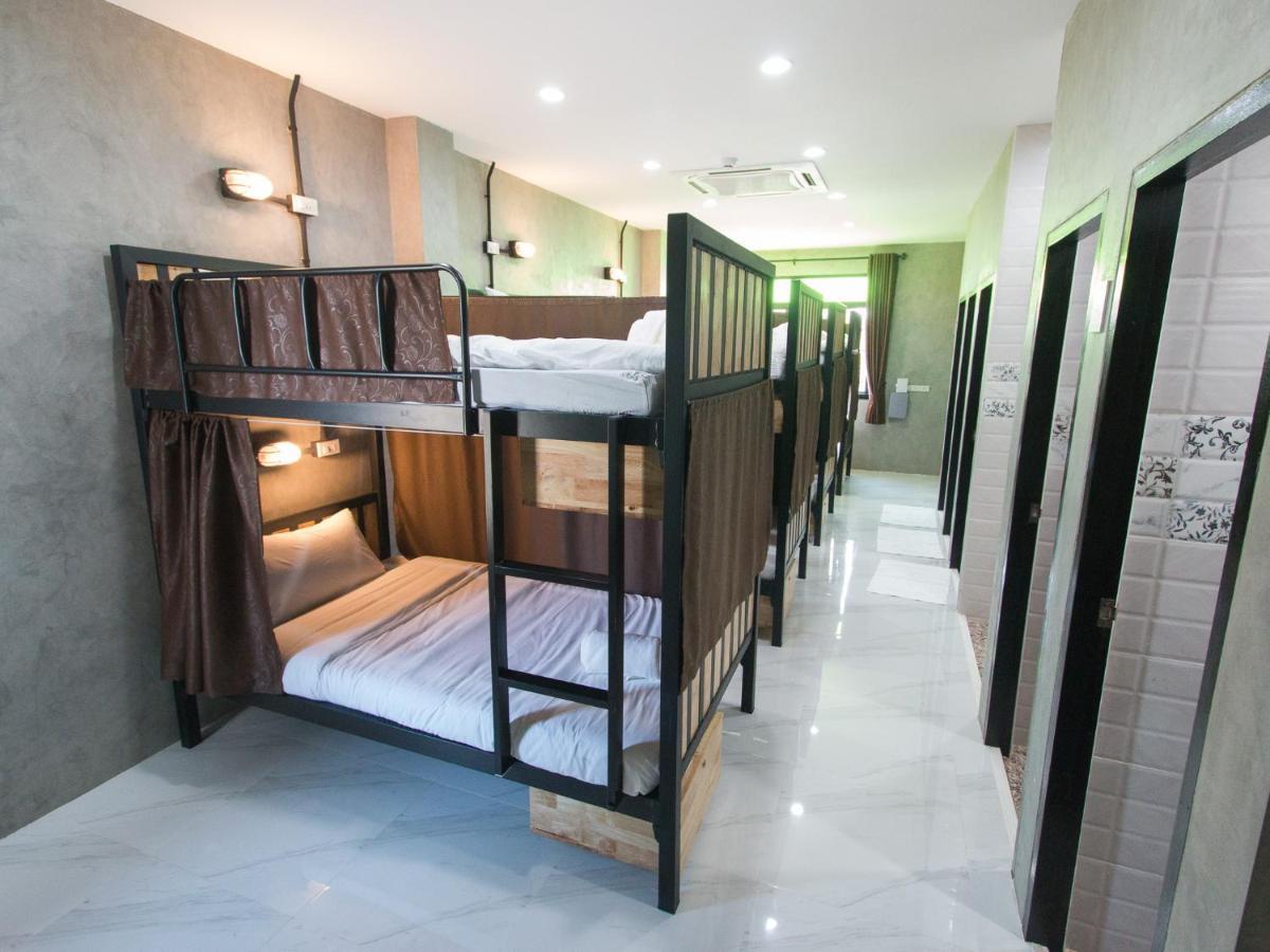 Puak Taem Boutique Hotel Chiang Mai Exterior photo